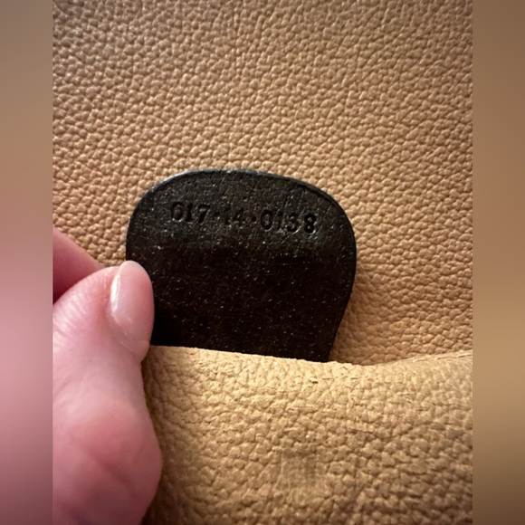 Authentic Early 90/ late 80s Gucci portfolio - Picture 5 of 12